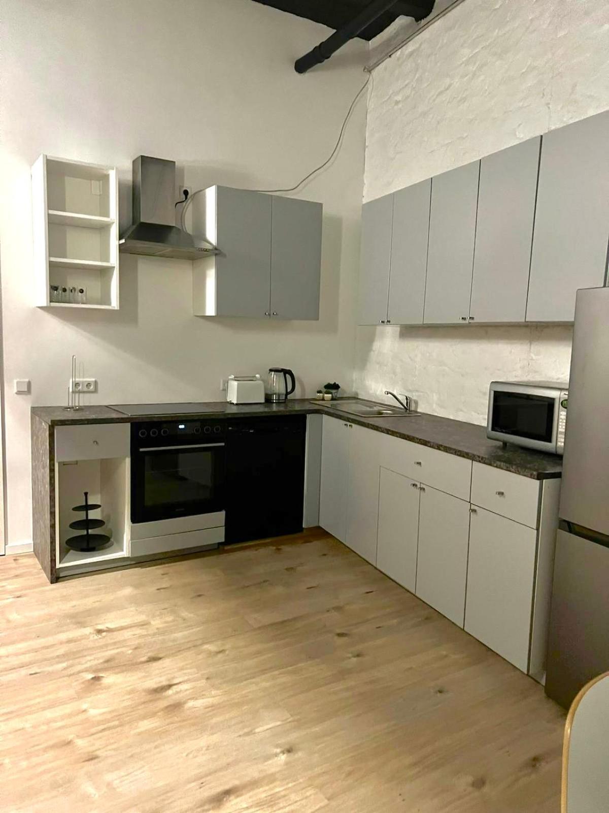 Heaven Homes - Doppelzimmer Mit Eigenem Bad Düsseldorf Zewnętrze zdjęcie